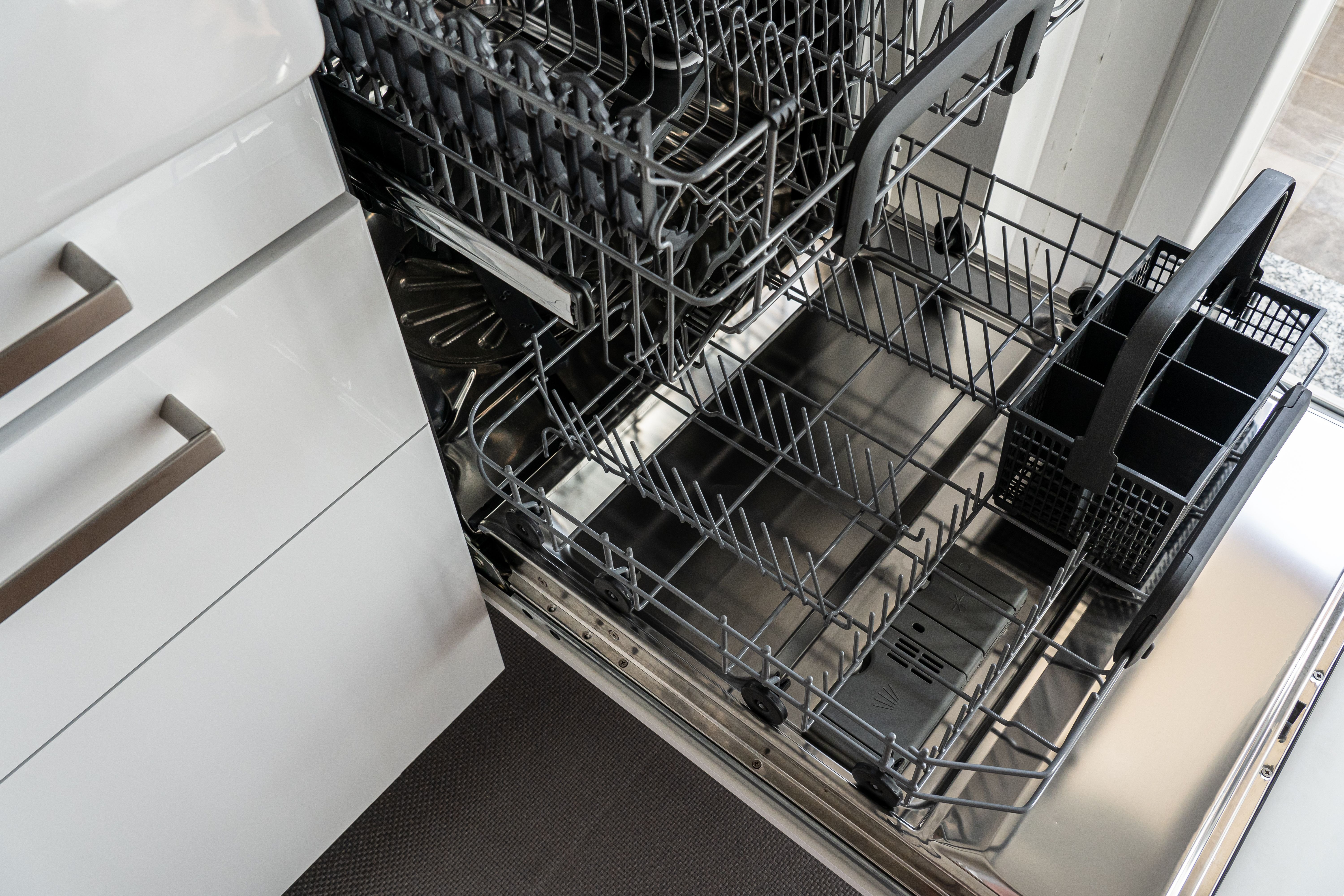 Dishwasher-Safe Components
